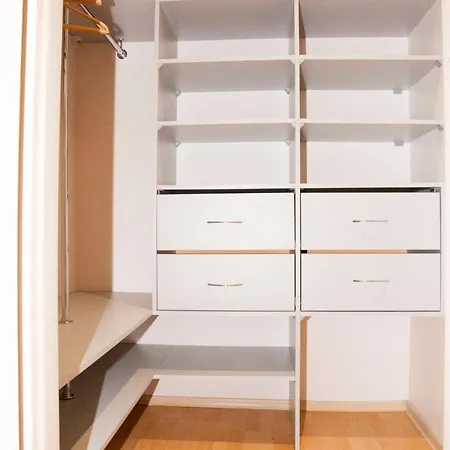 Evarent Free Parking